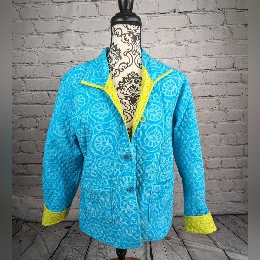 Casual Studio women's quilted size medium button reversible jacket pockets b18